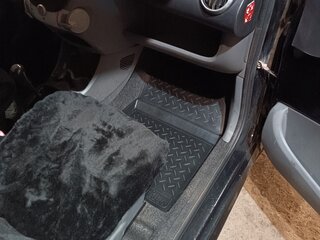 2008 Peugeot 107 I, чёрный, 280000 рублей, вид 4