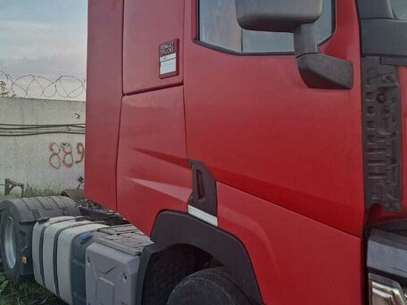 1998 Renault Premium, красный, 2800000 рублей, вид 3