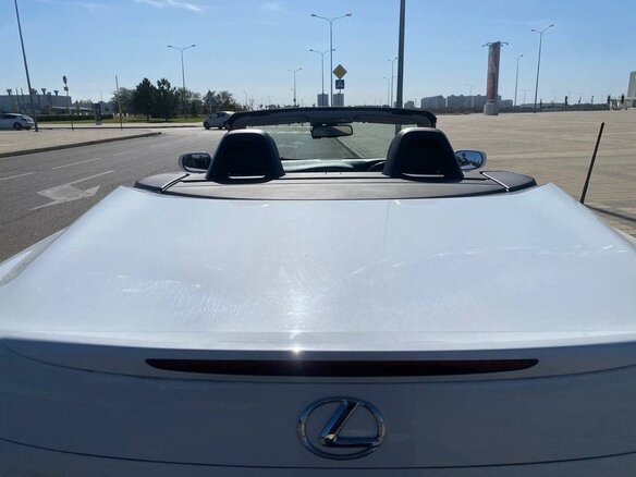 2011 Lexus IS 250C II Рестайлинг 2, белый, 1700000 рублей - вид 13