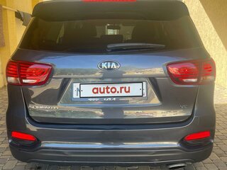 2018 Kia Sorento III Prime Рестайлинг, серый, 2475000 рублей, вид 2