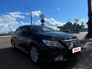 2012 Toyota Camry VII (XV50), чёрный, 1490000 рублей, вид 3