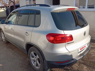 2012 Volkswagen Tiguan I Рестайлинг, золотистый, 940000 рублей, вид 2