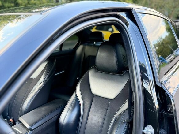 2019 BMW 3 серии 330i VII (G2x), чёрный, 3985000 рублей - вид 20