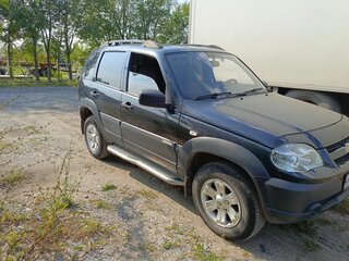 2012 Chevrolet Niva I Рестайлинг, чёрный, 530000 рублей, вид 3