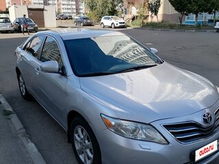 2010 Toyota Camry VI (XV40) Рестайлинг, серебристый, 1050000 рублей, вид 1