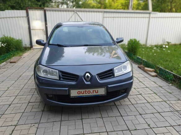 2007 Renault Megane II Рестайлинг, серый, 400000 рублей - вид 2