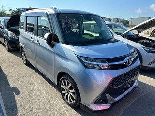 2017 Toyota Tank I, серебристый, 1050000 рублей, вид 3