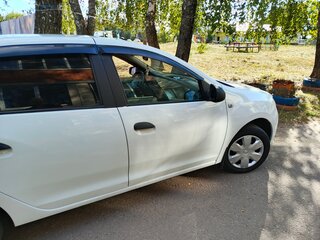 2016 Renault Logan II, белый, 750000 рублей, вид 3