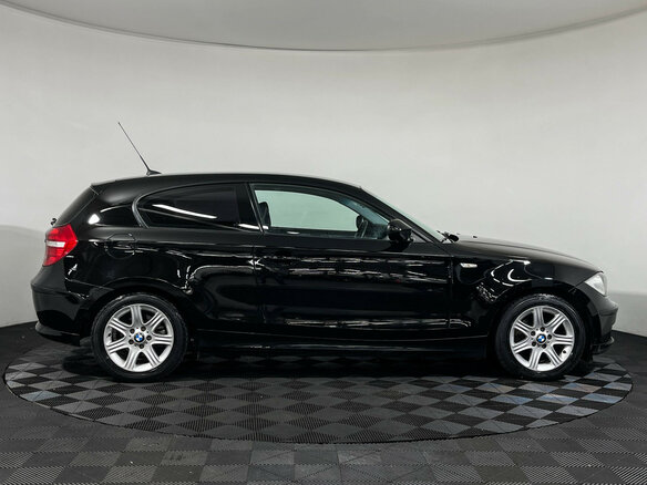 2011 BMW 1 серии 116i I (E81/E82/E87/E88) Рестайлинг, чёрный - вид 5