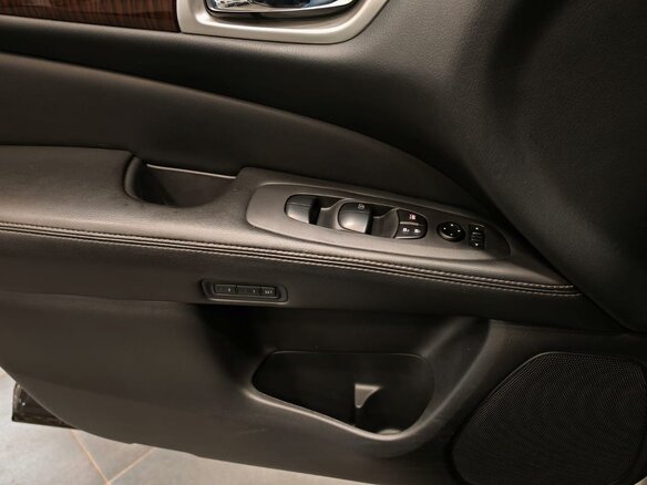 2014 Nissan Pathfinder IV, чёрный, 1790000 рублей - вид 11