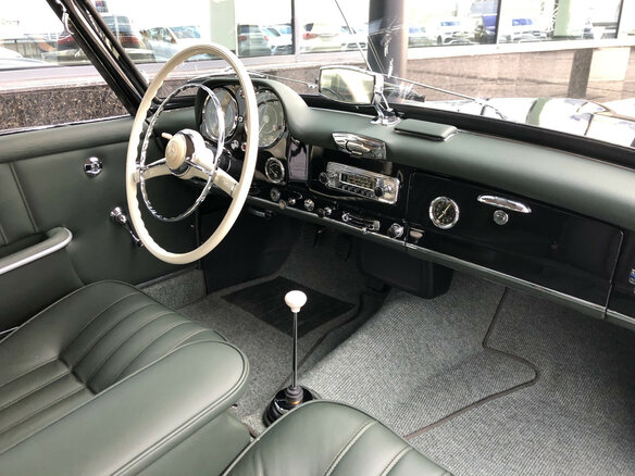 1960 Mercedes-Benz 190 SL R121, чёрный - вид 7