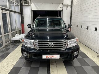 2013 Toyota Land Cruiser 200 Series Рестайлинг 1, чёрный, 4100000 рублей, вид 1