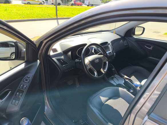 2012 Hyundai ix35 I, коричневый - вид 11