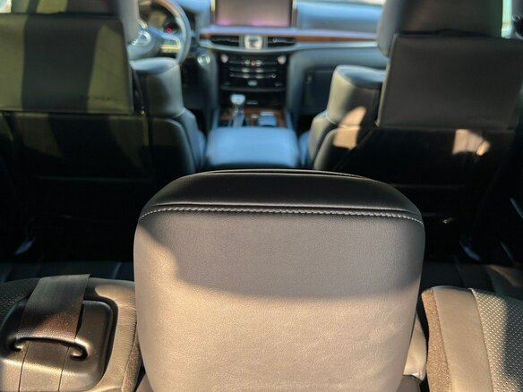 2018 Lexus LX 570 III Рестайлинг 2, чёрный, 13000000 рублей - вид 23