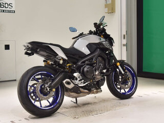 2020 Yamaha MT-09 (FZ-09), чёрный, 900000 рублей, вид 5