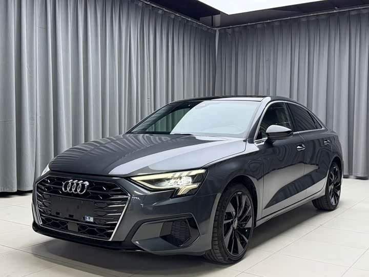 Открыть фотографии: Audi A3 IV (8Y)