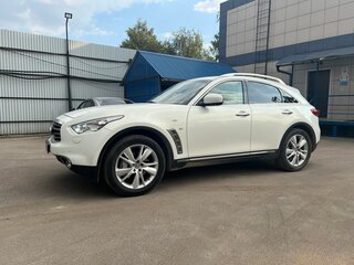 2013 Infiniti FX37 II (S51) Рестайлинг, белый, 1690000 рублей, вид 4