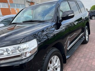2015 Toyota Land Cruiser 200 Series Рестайлинг 2, чёрный, 5950000 рублей, вид 1