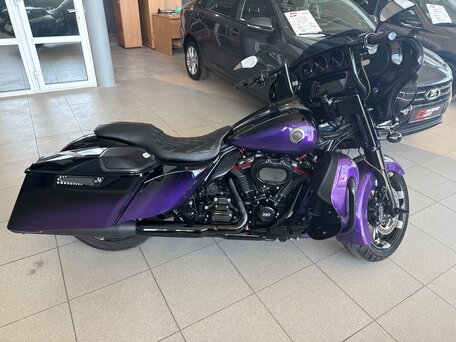 2021 Harley-Davidson Street Glide, чёрный, 5000000 рублей, вид 4