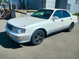 1995 Toyota Crown IX (S140), белый, 690000 рублей, вид 3
