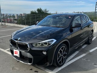 2018 BMW X2 sDrive18i I (F39), чёрный, 2050000 рублей, вид 3