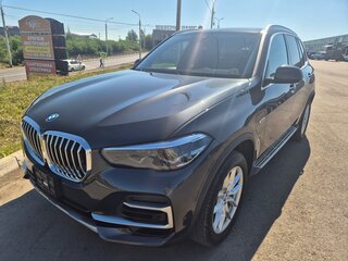 2022 BMW X5 45e IV (G05/G18), серый, 7499999 рублей, вид 3