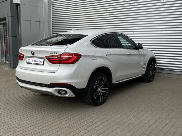 2016 BMW X6 30d II (F16), белый - вид 4