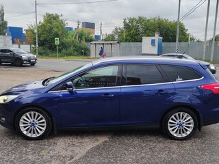 2017 Ford Focus III Рестайлинг, синий, 1200000 рублей, вид 4