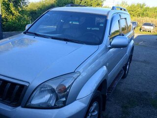 2007 Toyota Land Cruiser Prado 4-speed 120 Series Рестайлинг, серебристый, 2250000 рублей, вид 1