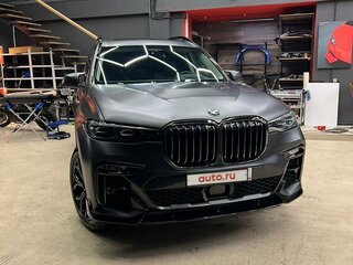 2019 BMW X7 40i I (G07), серый, 6800000 рублей, вид 4