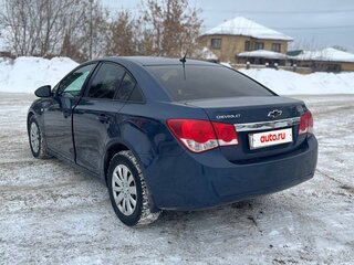 2011 Chevrolet Cruze I, синий, 750000 рублей, вид 4