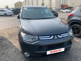 2013 Mitsubishi Outlander III, серый, 900000 рублей, вид 1