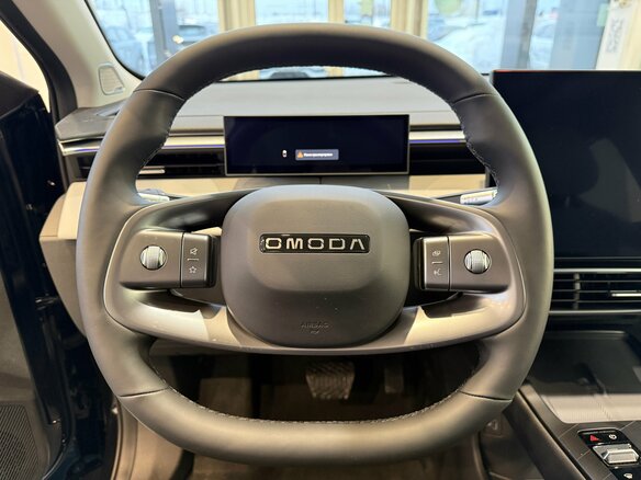 2026 Omoda C5 II, чёрный - вид 4