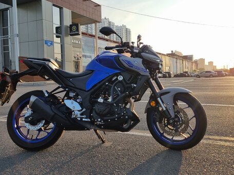 2021 Yamaha MT-03, синий, 500000 рублей, вид 2