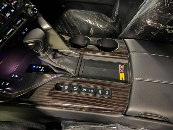 2026 Lexus LX 600 IV, чёрный, 20300000 рублей - вид 18