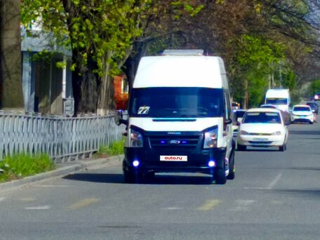 2009 Ford Transit, белый, 500000 рублей, вид 2