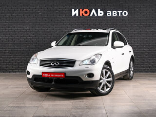 Infiniti QX50 I