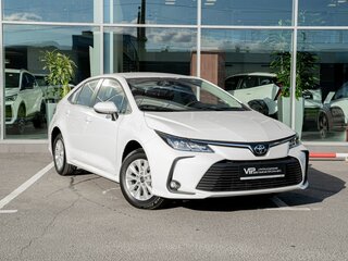 2025 Toyota Corolla XII (E210), белый, 2350000 рублей, вид 3