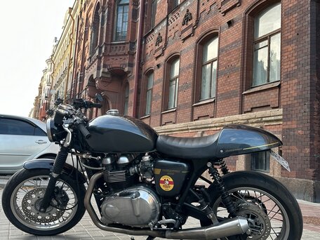 2009 Triumph Thruxton, серый, 1000000 рублей, вид 5