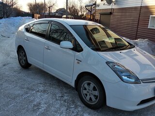 2011 Toyota Prius JDM II Рестайлинг (XW20), белый, 850000 рублей, вид 2