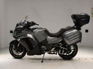 2015 Kawasaki GTR 1400 (Concours 14), серебристый, 889622 рублей, вид 2