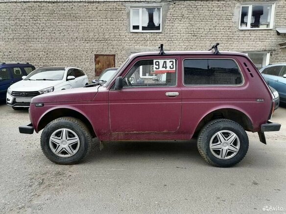 2011 Lada (ВАЗ) 2121 (4x4) I Рестайлинг, красный, 230000 рублей - вид 3