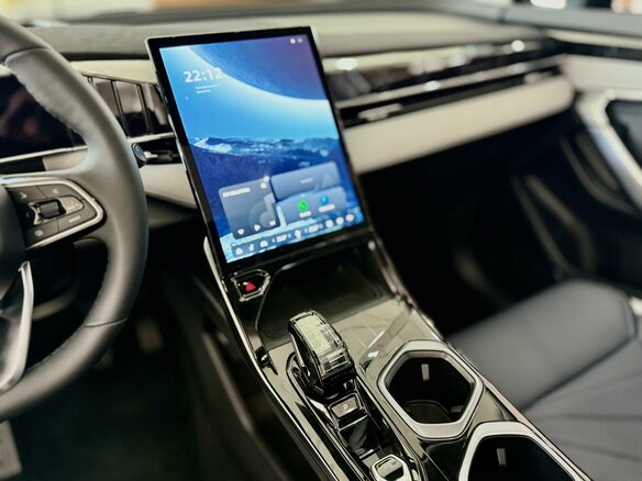 2025 Geely Atlas II, серебристый - вид 12