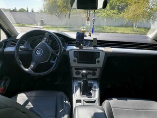 2016 Volkswagen Passat B8, пурпурный, 1422156 рублей, вид 4
