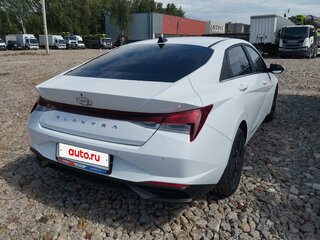 2021 Hyundai Elantra VII (CN7), белый, 1805000 рублей, вид 3