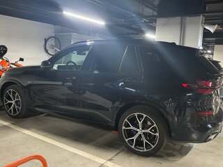 2023 BMW X5 30d IV (G05/G18) Рестайлинг, чёрный, 13000000 рублей, вид 3