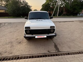 2017 Lada (ВАЗ) 2121 (4x4) Urban I Рестайлинг, белый, 500000 рублей, вид 1