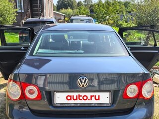 2010 Volkswagen Jetta V, серый, 500000 рублей, вид 2