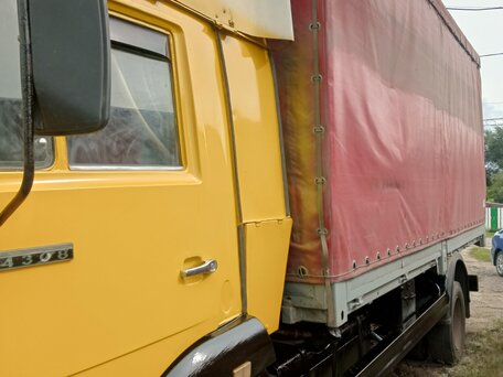 2006 КамАЗ 4308, золотистый, 700000 рублей, вид 5