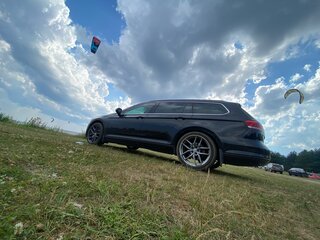 2017 Volkswagen Passat DSG7 B8, чёрный, 2450000 рублей, вид 4